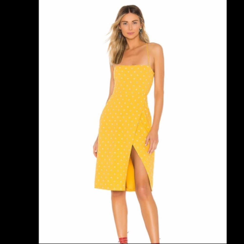 REVOLVE MAJORELLE MILA DRESS IN TUSCANY YELLOW Sml
